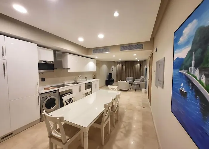 Mangroovy - 2br La Blanca Pool View Apartamento