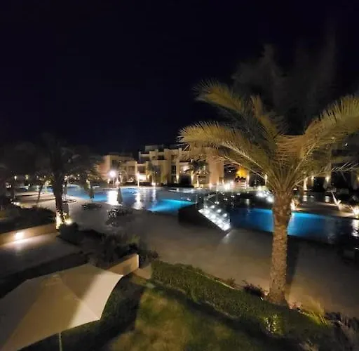 Mangroovy - 2br La Blanca Pool View Appartement Hurghada