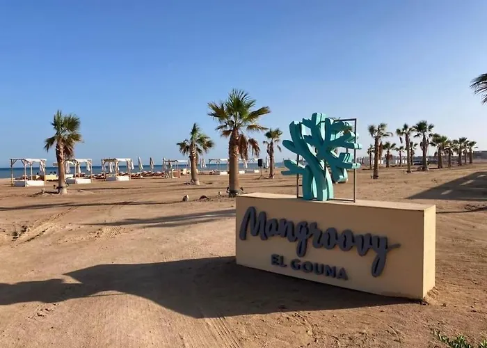 Mangroovy - 2br La Blanca Pool View